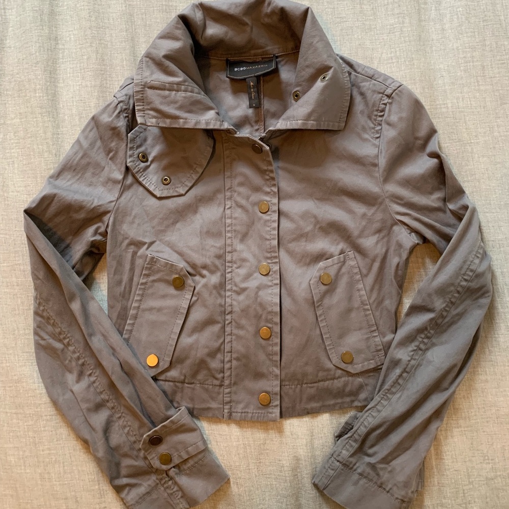 Gray cropped jacket
